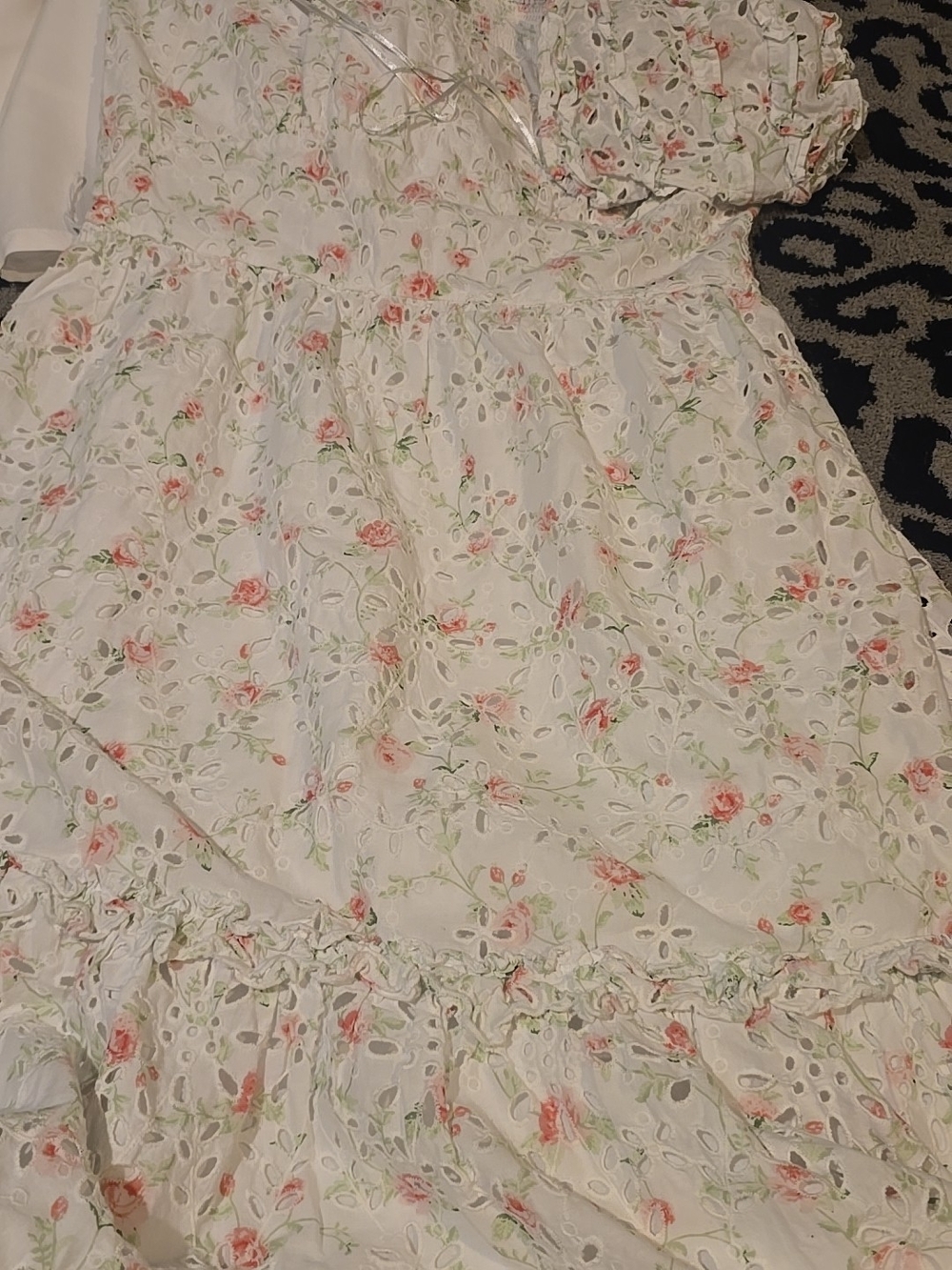 Loveshack Fancy Size 14 100% Cotton White Floral Eyelet Dress with Puff Sleeves - Picture 13 of 16